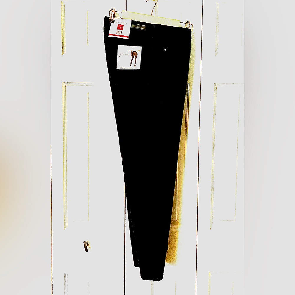 NWT Universal Standard Black Ankle Skinny Jeans